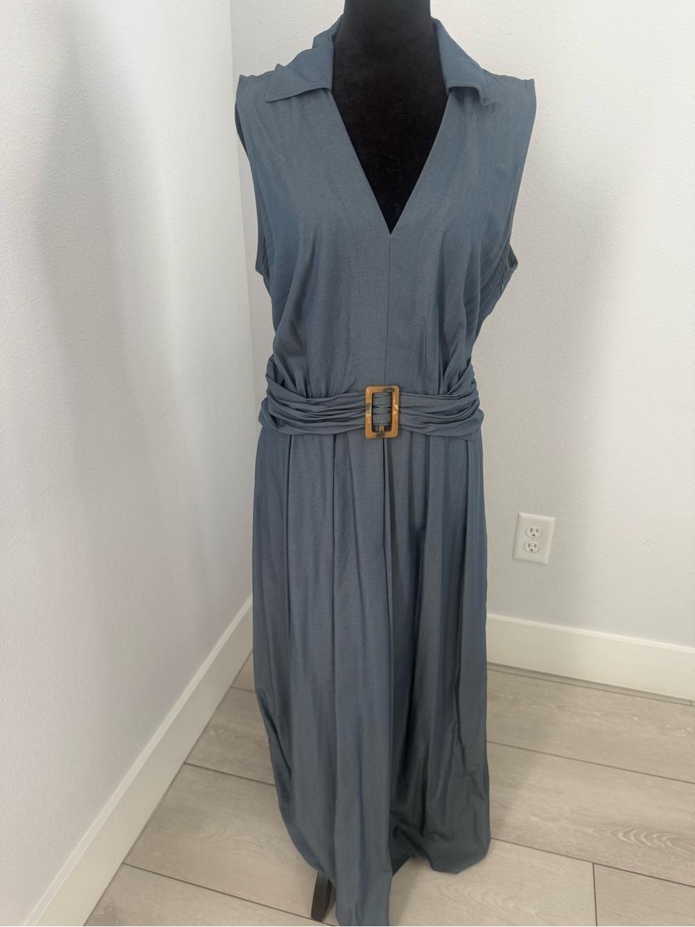 Halston Heritage Slate Blue Sleeveless V-Neck Maxi Dress with Buckle Waist - Picture 6 of 10